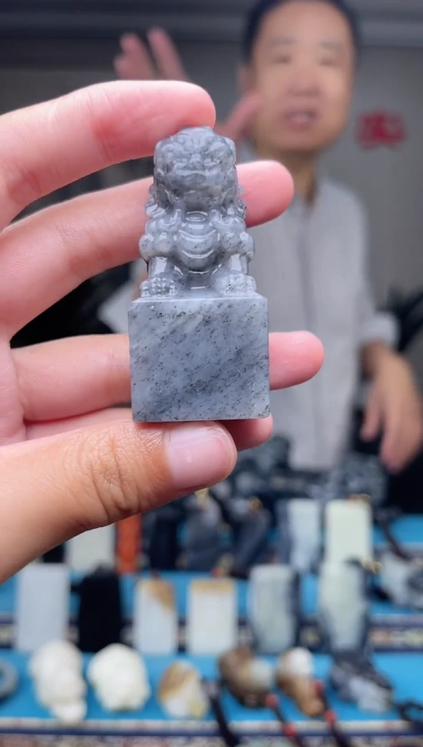 未镶嵌和田玉挂件1