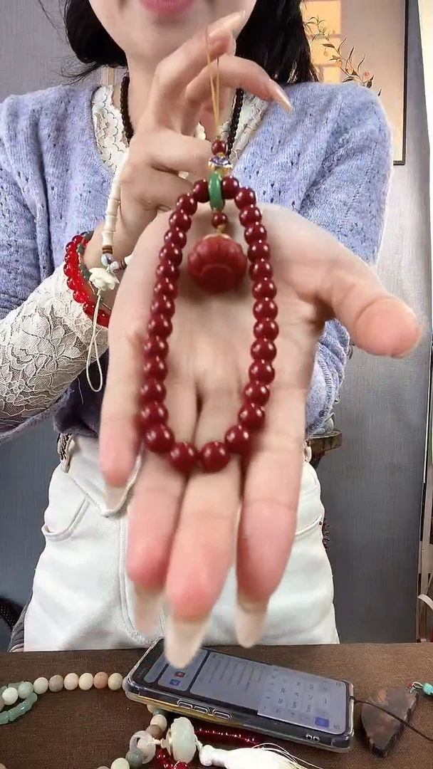 【闪购商品】白玉菩提吊坠砂砂手机扣