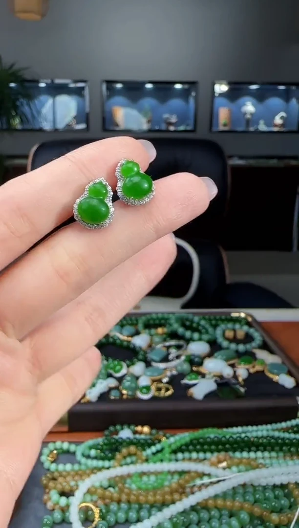 银S925镶嵌和田玉耳饰1