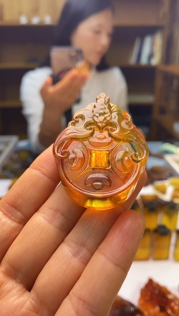 琥珀颈饰未镶嵌SN61-67（福在眼前）