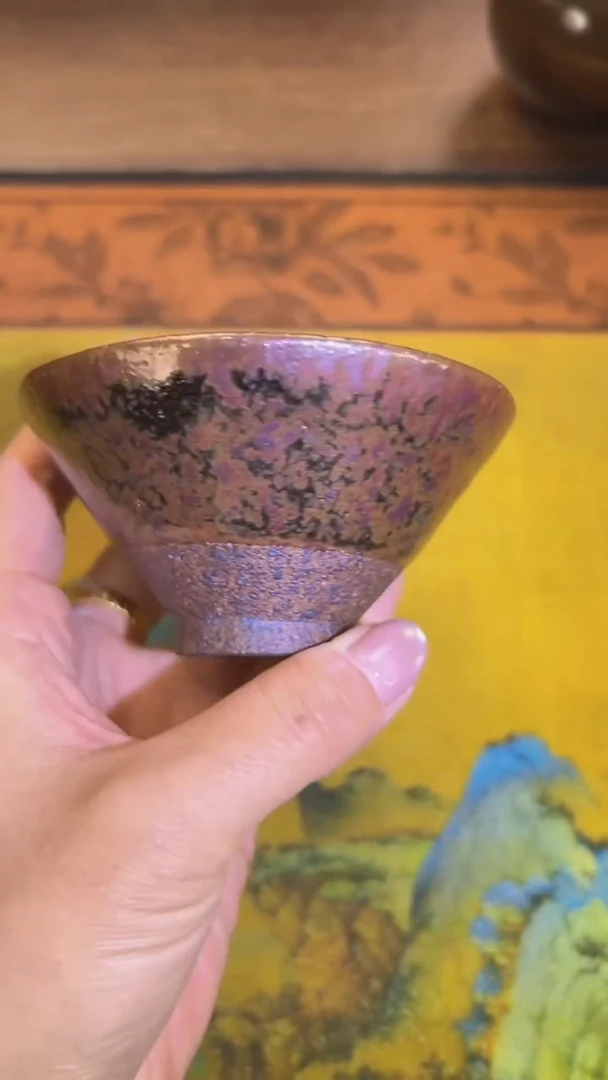 粗泥紫金色的斗笠杯
