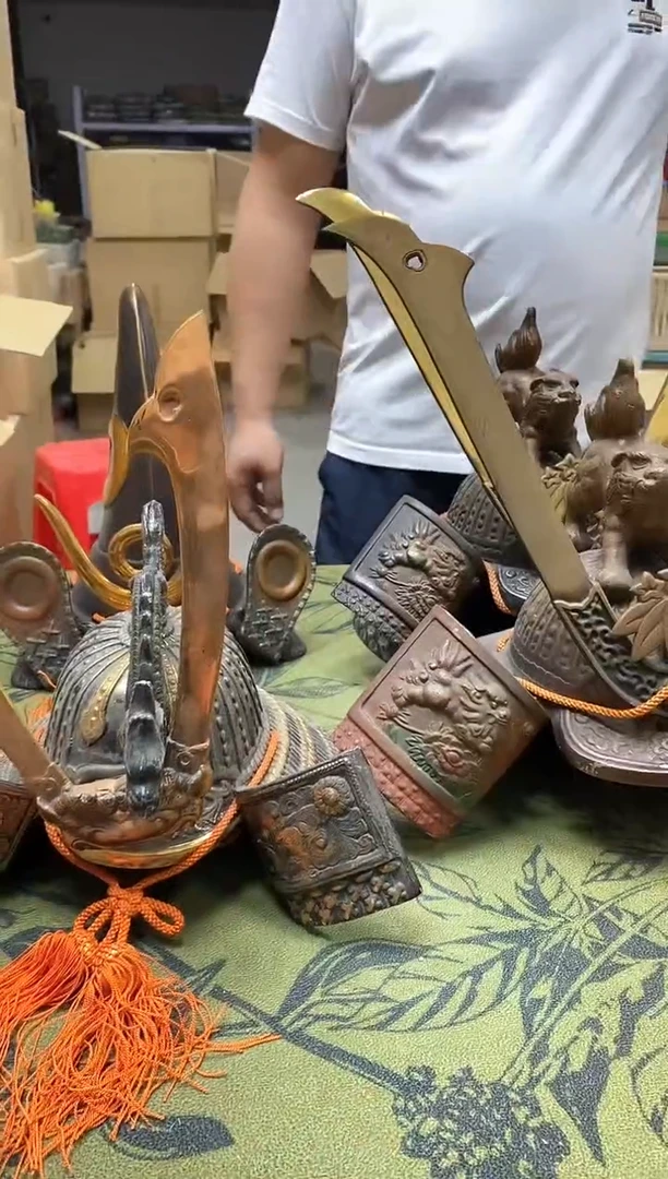 八万精选工艺品丰****青6227