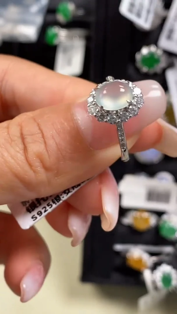 【闪购商品】翡翠戒指银S925镶嵌9832