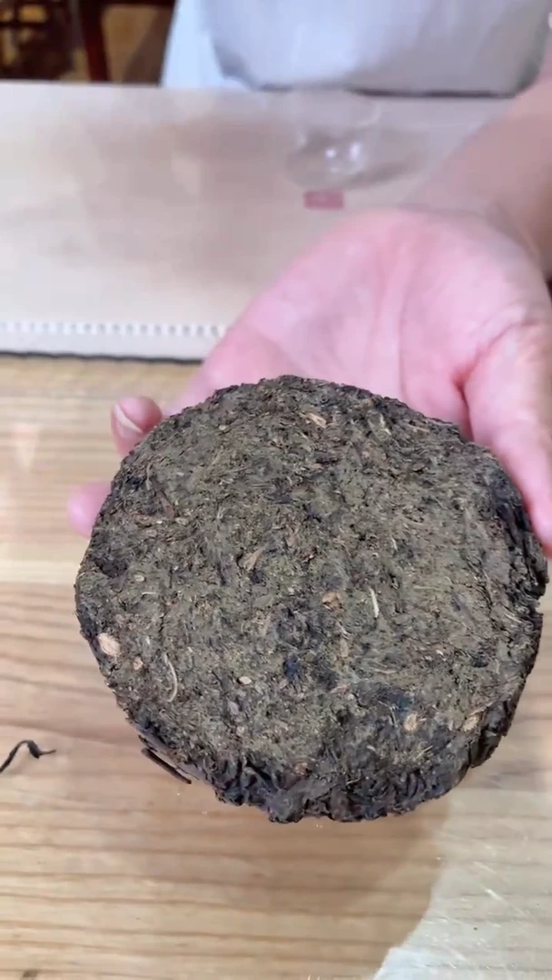 语**情红罐子两百担茯砖2罐