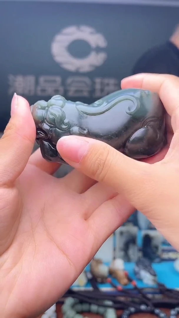 未镶嵌和田玉挂件1