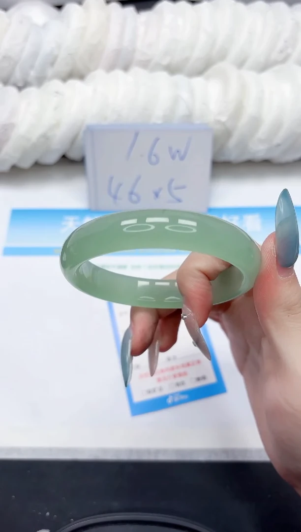 石英质玉手镯未镶嵌163-63