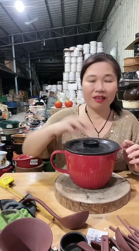 瑕疵红色引流杯送盖不可明火