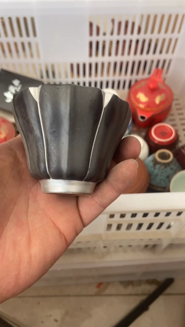 无运费险有瑕疵的摄影的产品有使用过的痕迹有点脏介意勿拍