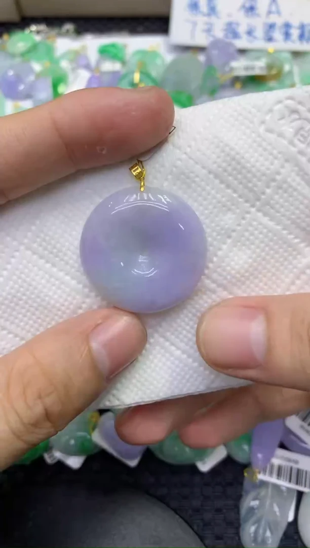 颈饰18K金镶嵌翡翠天然缅甸A货翡翠1