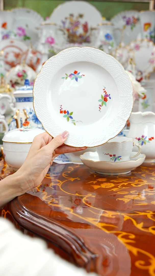 瓷米多家中古瓷器如图所示95