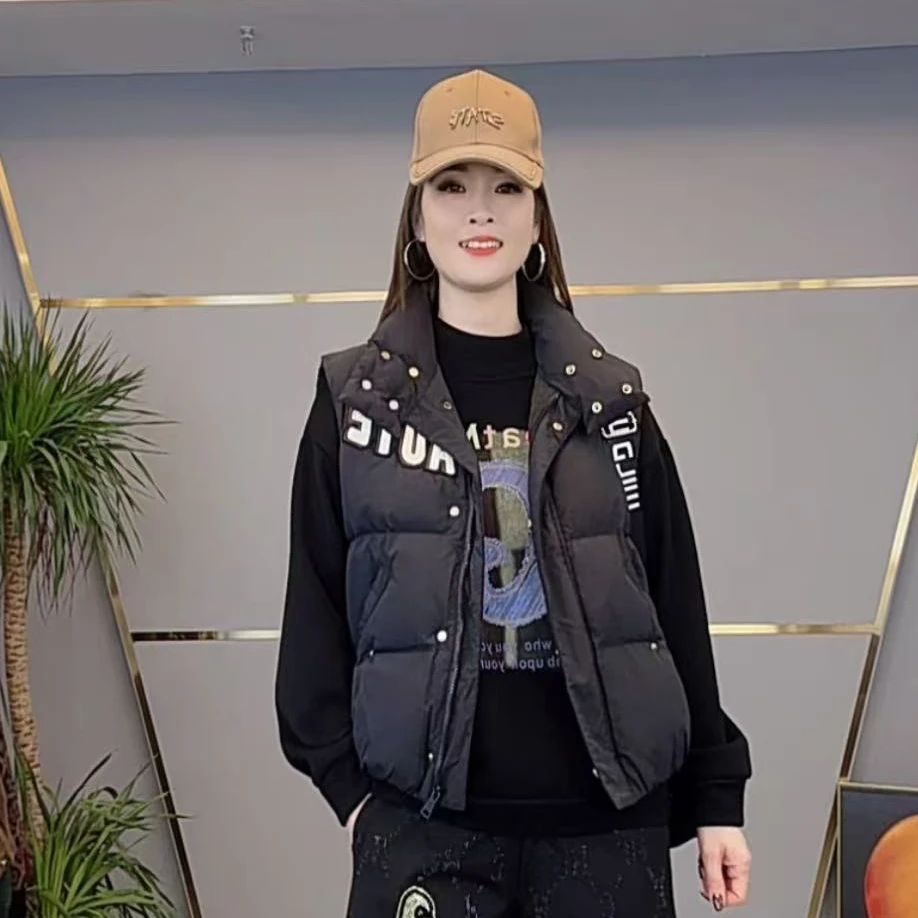 shishu/拾束冬款时尚女装立领重工刺绣百搭休闲女夹棉马甲AJ3288