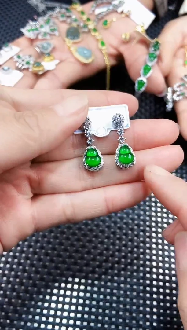 【闪购商品】翡翠耳饰未镶嵌111111111