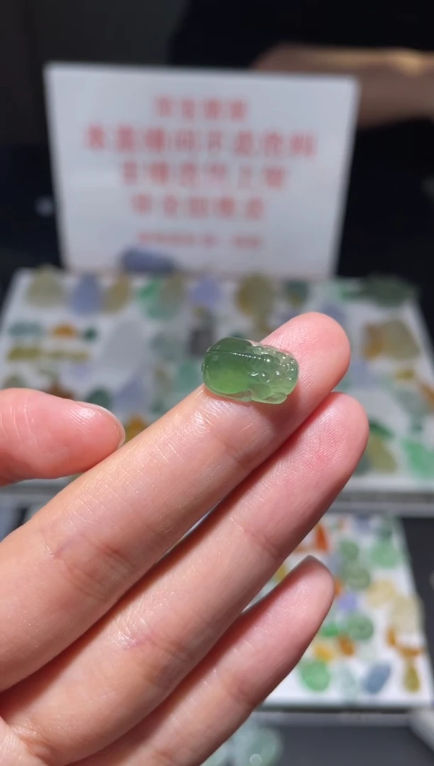 未镶嵌定制翡翠|毛货其它+0