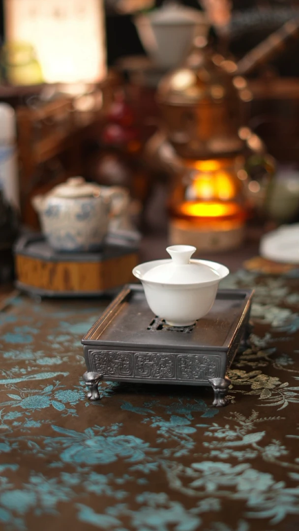【闪购商品】薄胎骨瓷盖碗小号