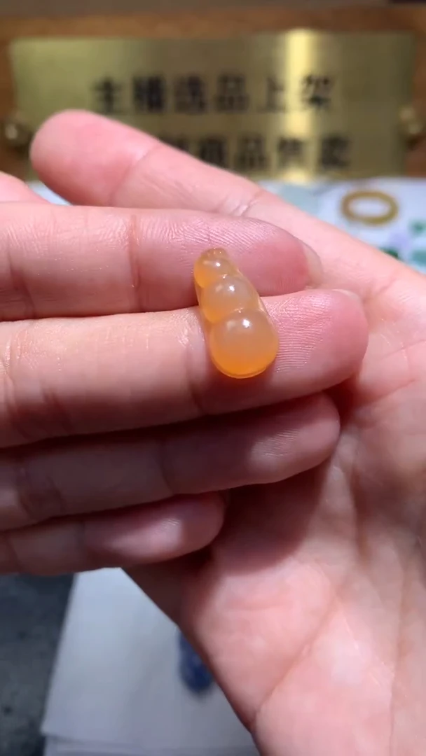 未镶嵌定制翡翠毛货