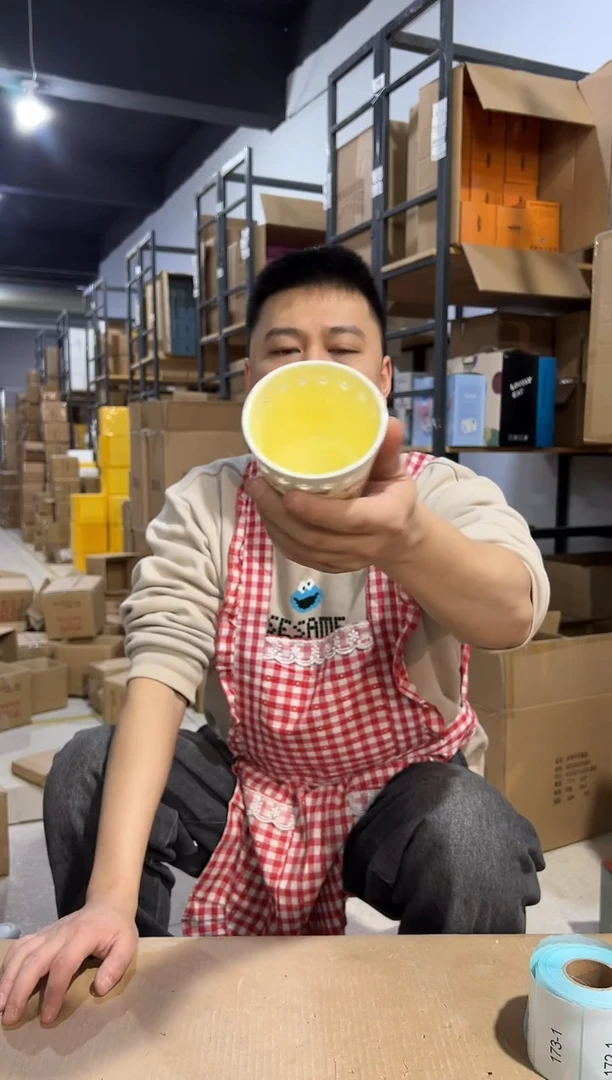 【闪购商品】杯布丁狗镂空琉璃小茶杯