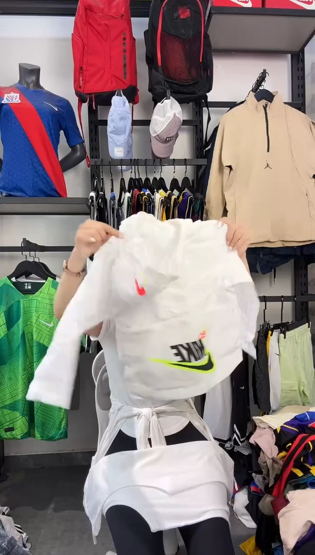 551编码 瑕疵款直播间过款为准 尺码110