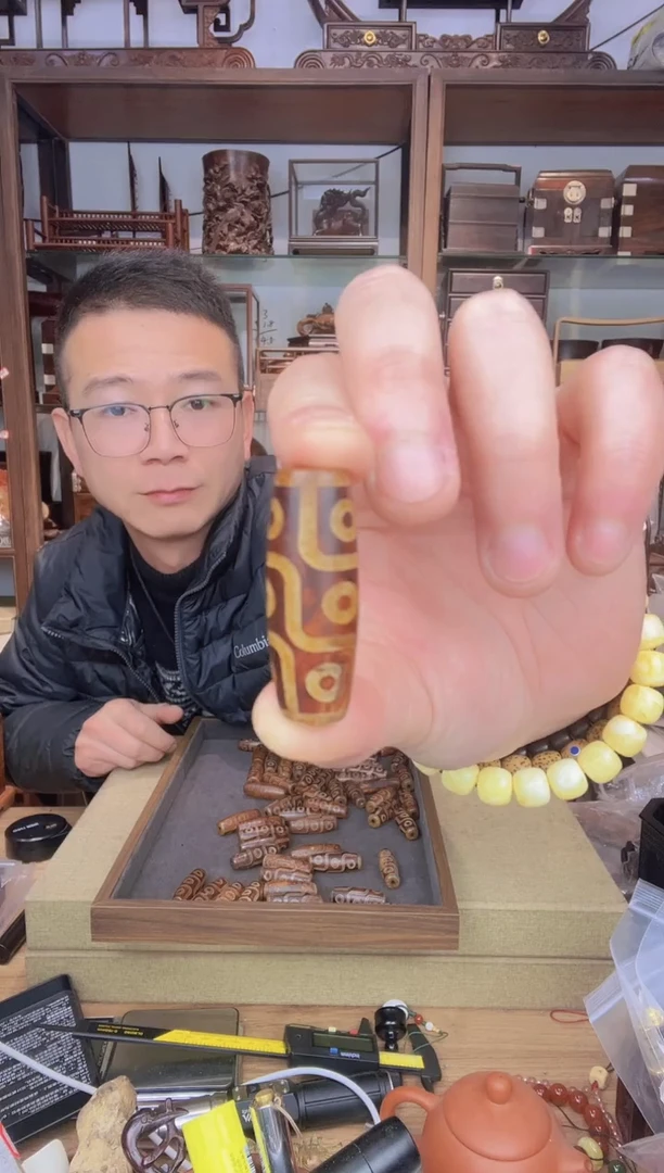 【闪购商品】乌木类书架358玛风化4公分长形桶珠单颗