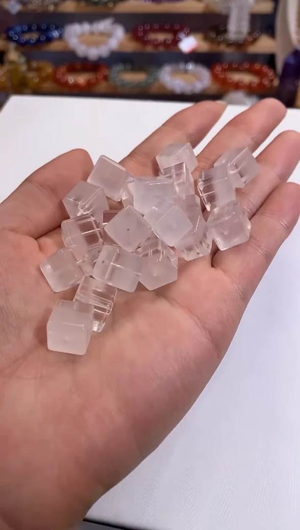 【闪购商品】水晶手链未镶嵌多样性发一