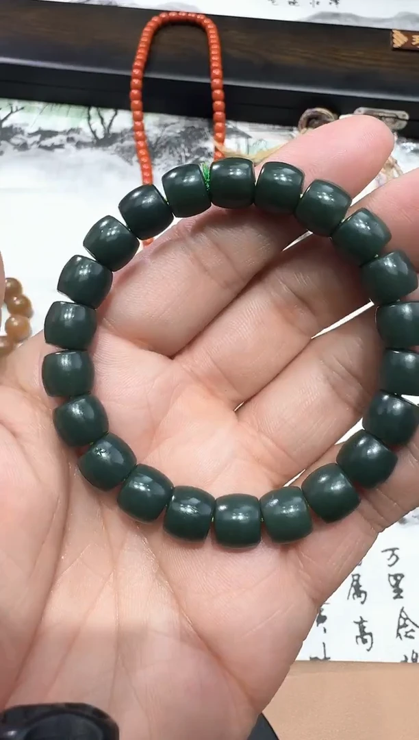 未镶嵌手链和田玉手链