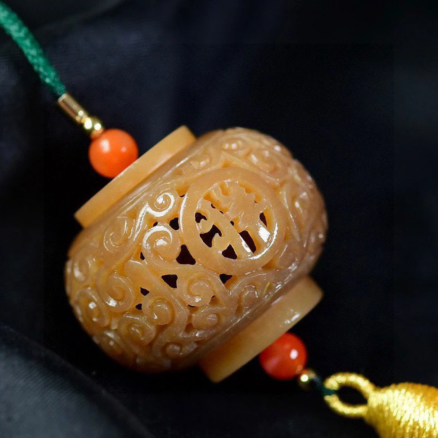 天然和田玉糖玉香囊