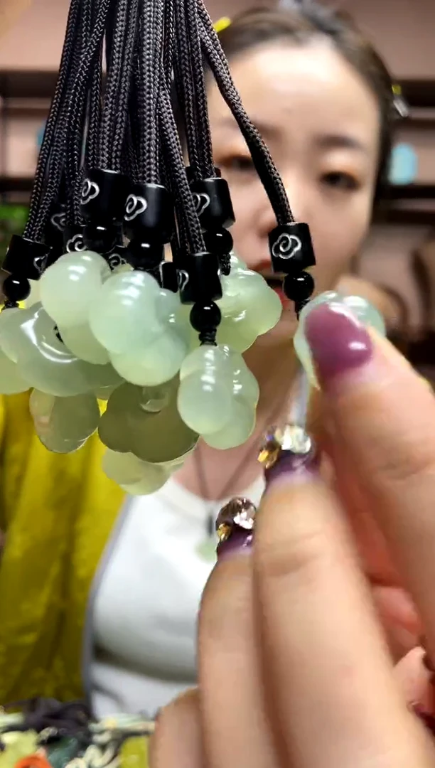 岫玉未镶嵌吊坠多样性发货其中发一