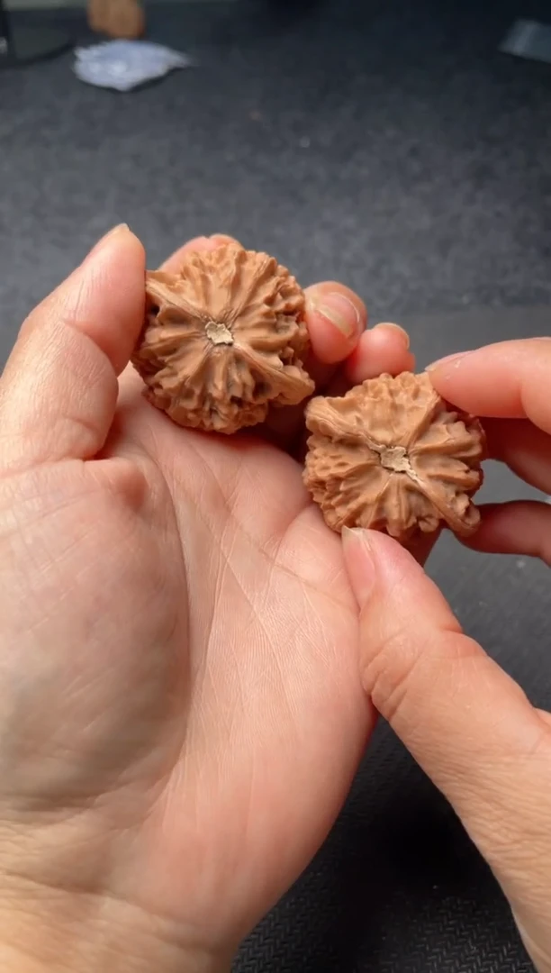 把件文玩核桃w41 宫灯42尺