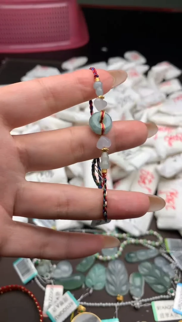 【闪购商品】翡翠手绳未镶嵌一