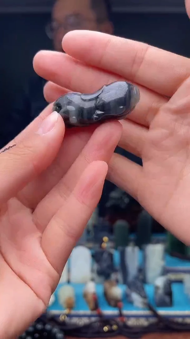 未镶嵌和田玉挂件1