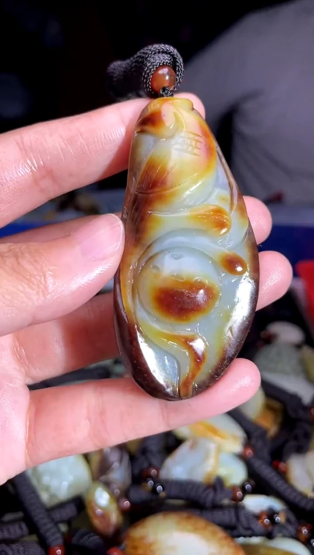 和田玉未镶嵌挂件1