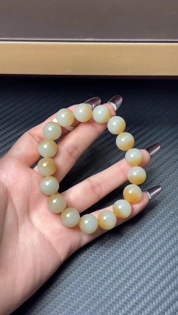 未镶嵌手串和田玉若羌微色差卡12jm