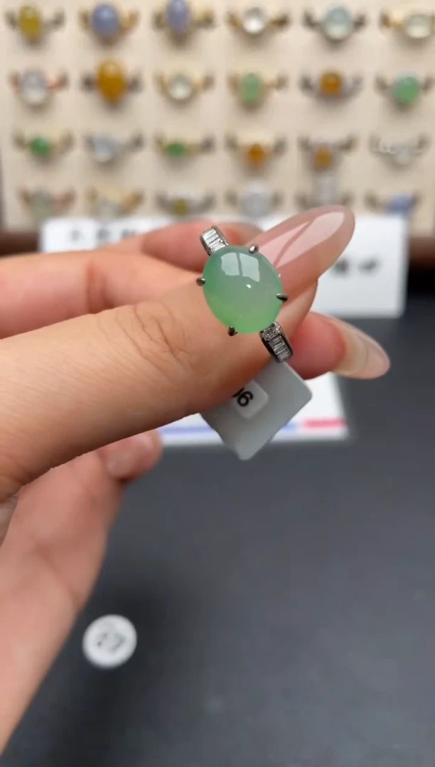 银S925镶嵌戒指翡翠一物一证一礼盒