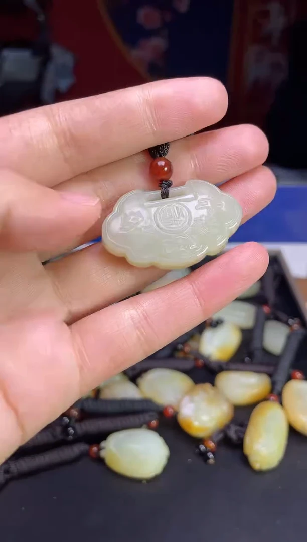 颈饰未镶嵌和田玉123