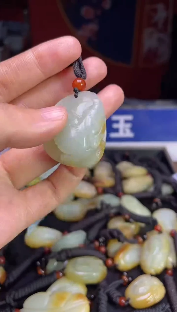 颈饰未镶嵌和田玉132