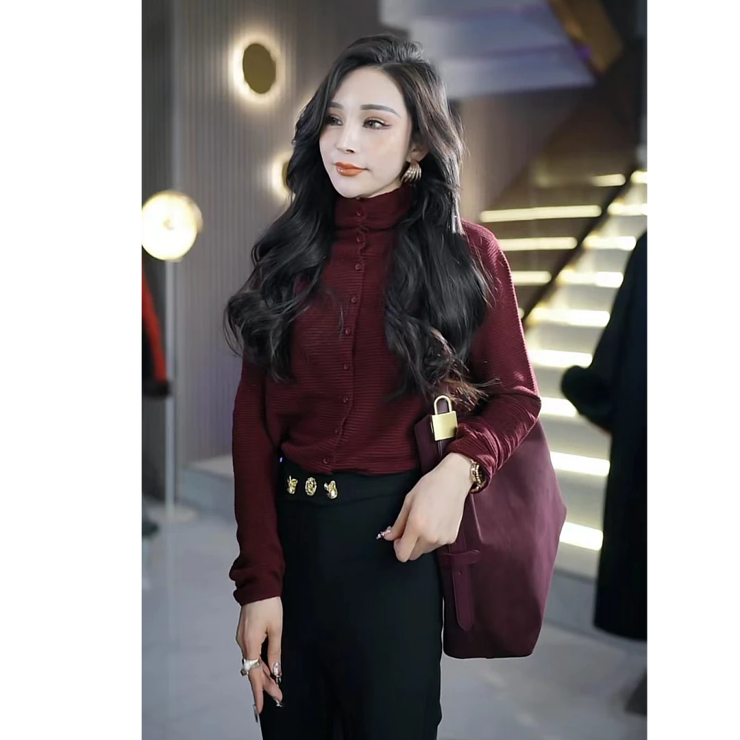 冬季时尚百搭显瘦坑条一排扣女士高领毛衫打底毛衣开衫3m9966611