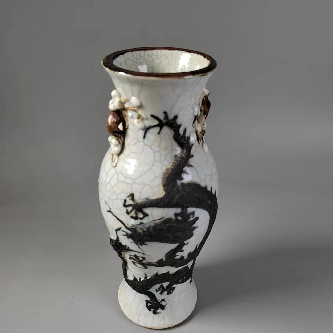 SCS24380晚清哥釉堆塑龙纹赏瓶