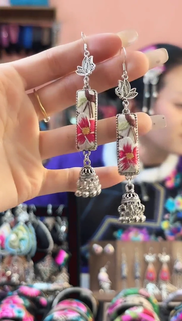 织绣艺枝独绣手工饰品281