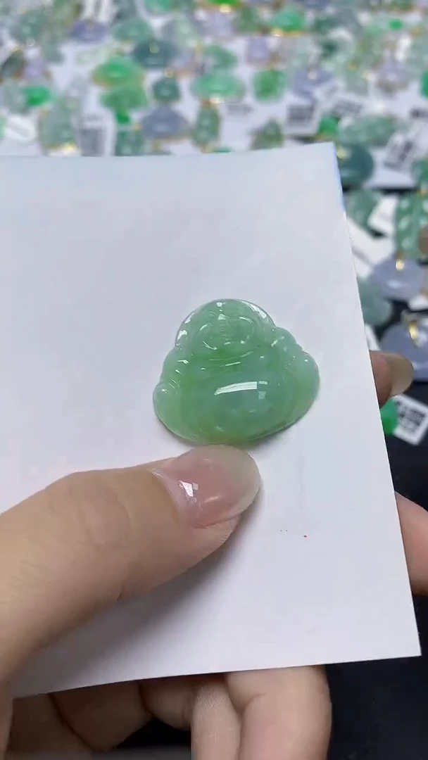 翡翠未镶嵌颈饰天然缅甸翡翠A货