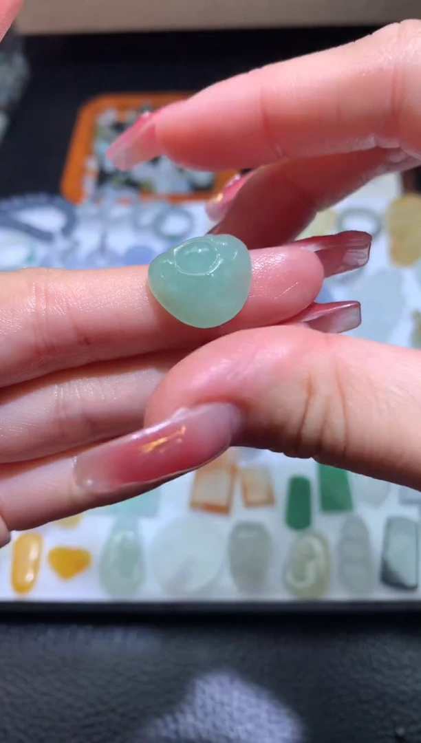 定制翡翠未镶嵌毛货