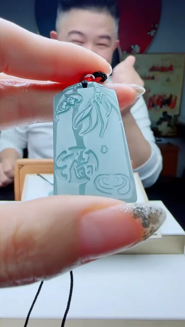 颈饰未镶嵌翡翠多样性发其一