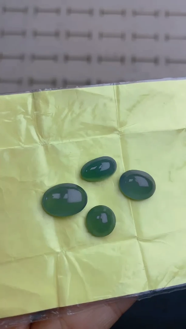 未镶嵌定制翡翠天然翡翠蛋面12