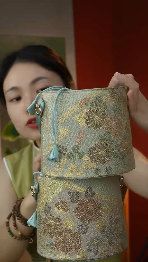 刺绣腋下包包福利