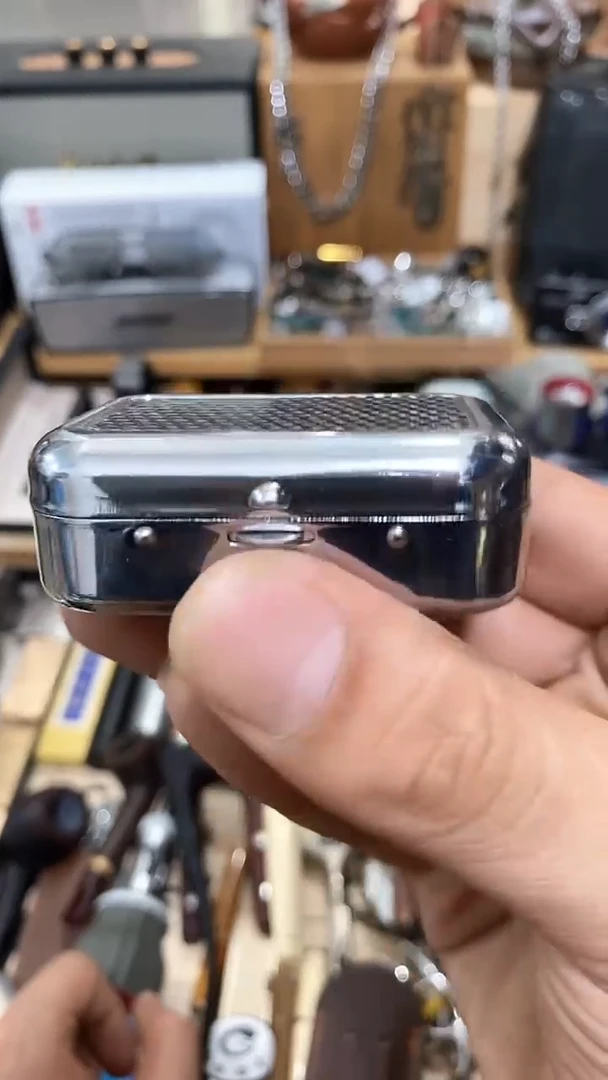 瓷片闪购商品  如图所示