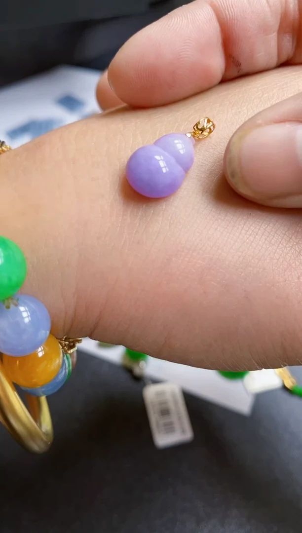 【闪购商品】翡翠颈饰18K金镶嵌吊坠