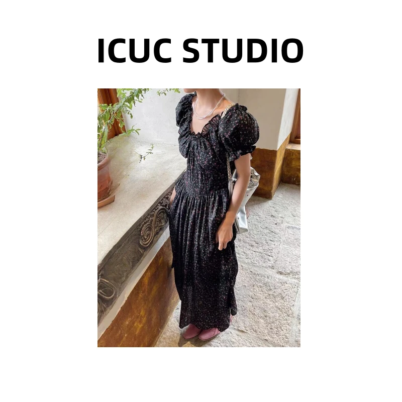 ICUC STUDIO-【法式田园风】夏季新款黑色V领泡泡袖碎花连衣裙5932