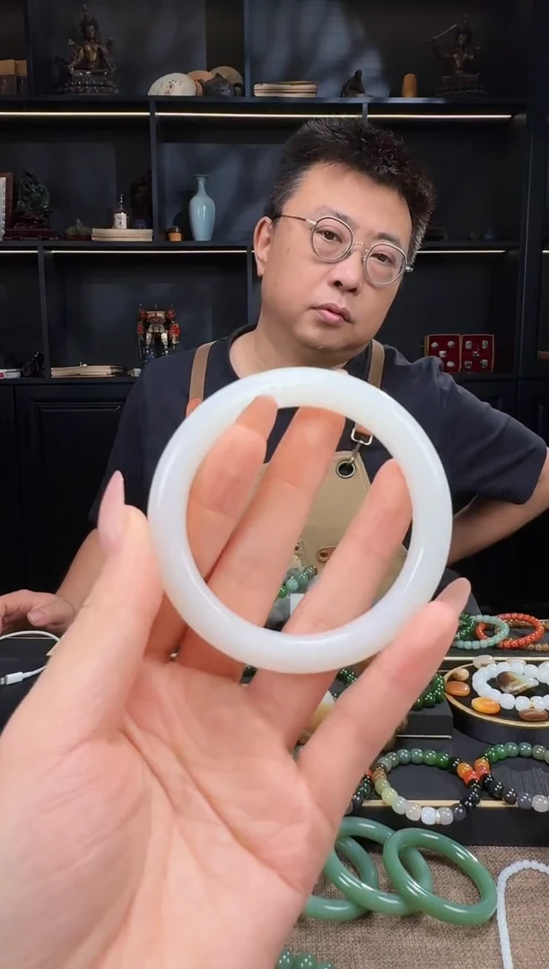 颈饰未镶嵌和田玉金山手镯57+mm