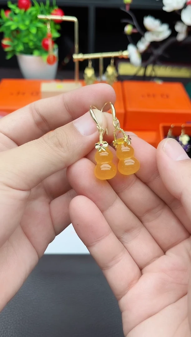 玛瑙/玉髓耳饰未镶嵌333000