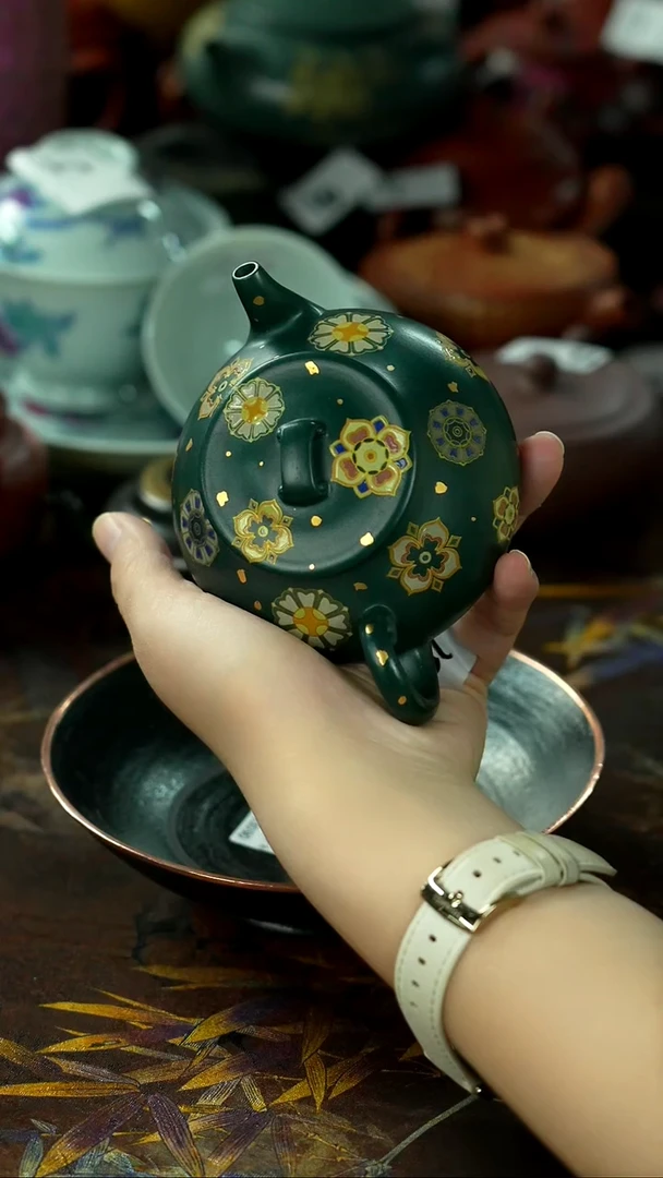 一器一玩味 一壶一春秋