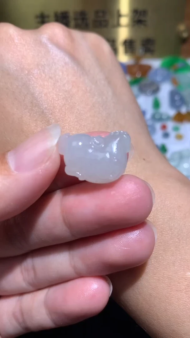 未镶嵌定制翡翠毛货