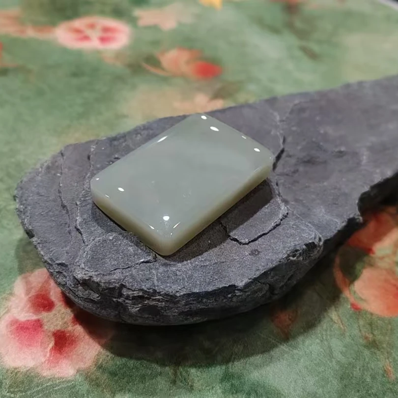 WSM0850和田玉3*5牌46.3339g